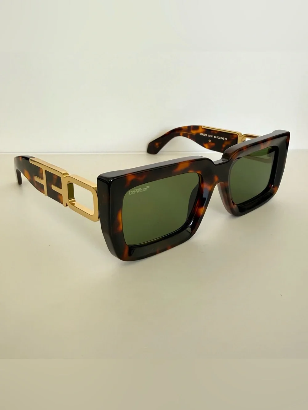 NEW!!! Off-White unisex sunglasses OERI073 6055 Authentic